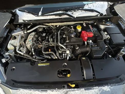 Used 2024 Nissan Sentra SV image 37