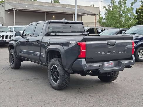 Used 2026 Toyota Tacoma TRD Off-Road w/ TRD Off Road Premium Package AWD/4WD image 5