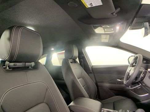 Used 2024 Jaguar E-PACE R-Dynamic SE image 34