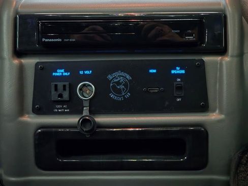 New 2025 GMC Savana 2500 w/ Driver Convenience Package image 5