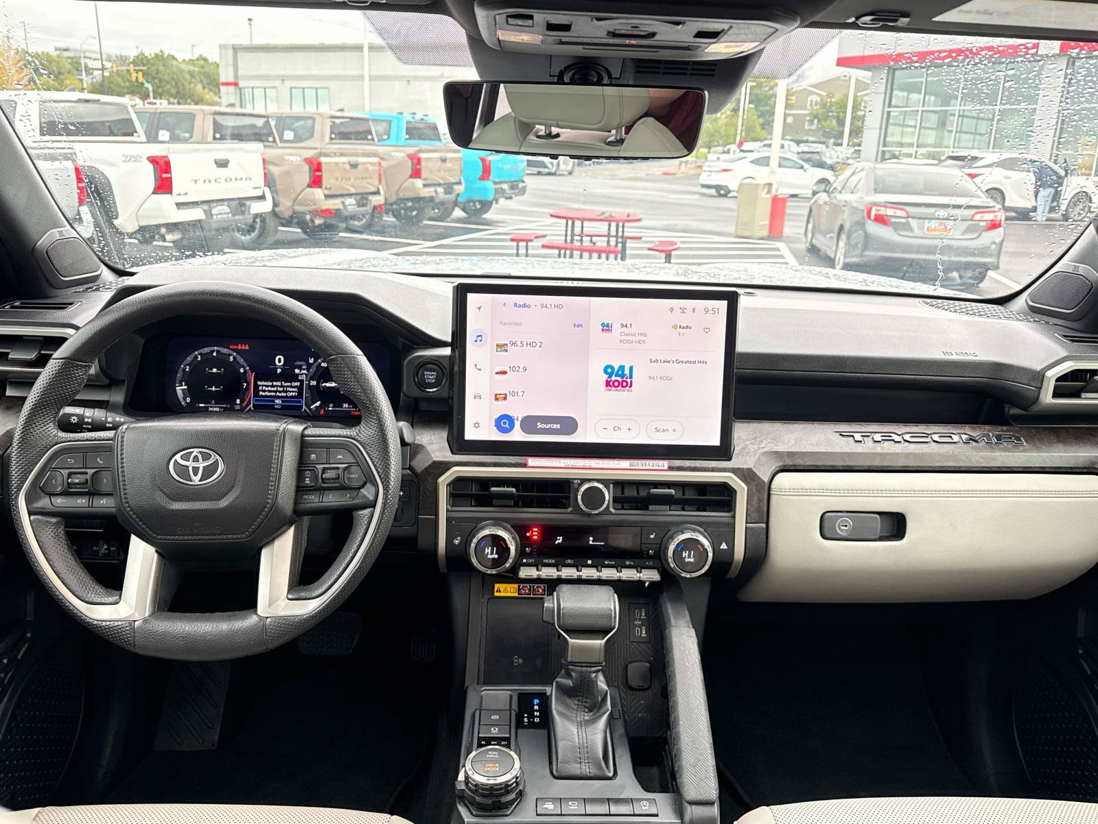 Used 2024 Toyota Tacoma Limited w/ Limited Package (LT) AWD/4WD image 15