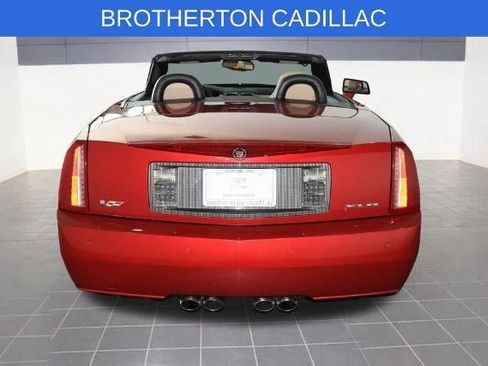 Used 2008 Cadillac XLR V RWD image 31