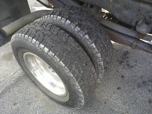 Used 2006 Ford F350 XL AWD/4WD image 25