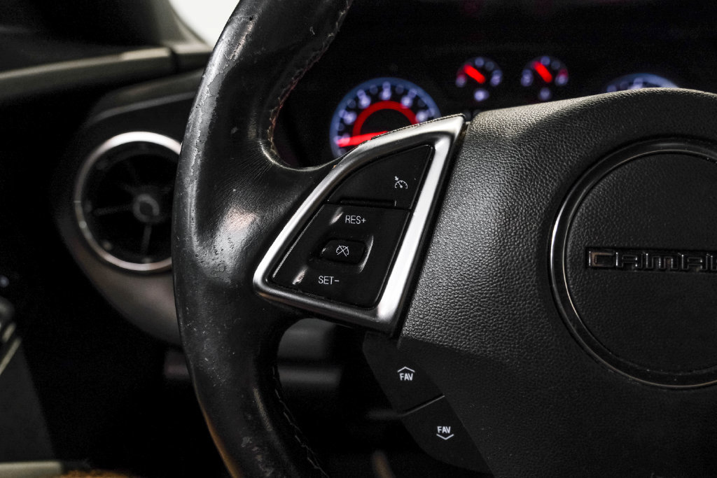 Used 2018 Chevrolet Camaro LS RWD image 15