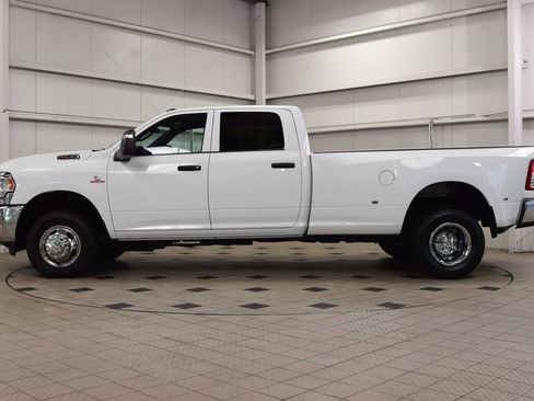 Used 2023 RAM 3500 Tradesman image 4