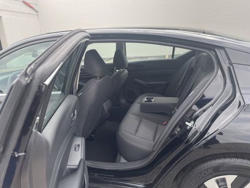 Used 2024 Nissan Altima 2.5 S image 15