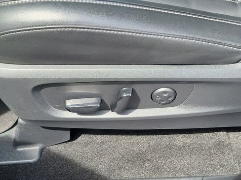 Used 2025 INFINITI QX60 Luxe image 23