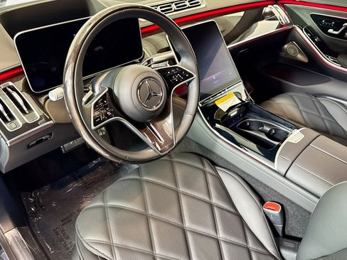 New 2026 Mercedes-Benz Maybach S 580 4MATIC image 9