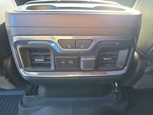 Used 2020 GMC Sierra 2500 AT4 w/ AT4 Premium Package image 13