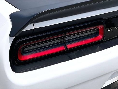 Used 2023 Dodge Challenger SRT Hellcat RWD image 33
