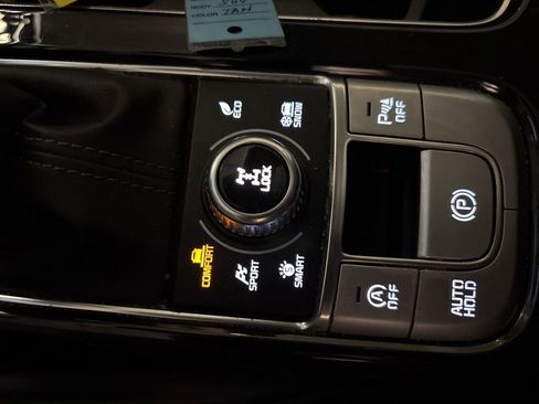 Used 2022 Kia Telluride EX AWD/4WD image 23