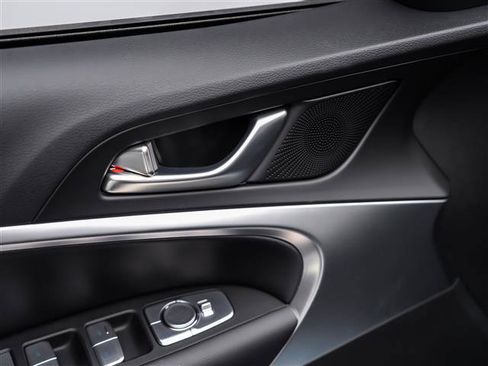 New 2026 Genesis G70 2.5T image 25