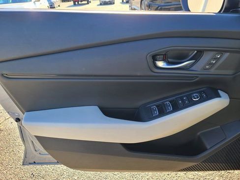 Used 2025 Honda Accord EX-L image 6