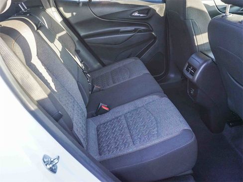 Used 2024 Chevrolet Equinox LT image 13