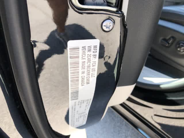 Certified 2024 Chrysler Pacifica Touring-L FWD image 29