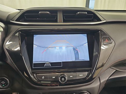 Certified 2023 Chevrolet TrailBlazer RS w/ Sun and Liftgate Package image 30
