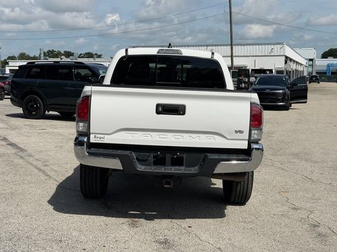 Used 2023 Toyota Tacoma TRD Off-Road AWD/4WD image 6