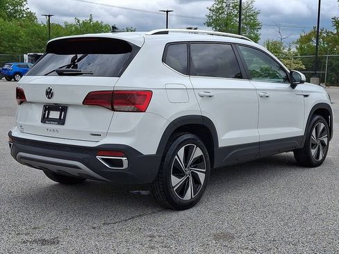 Used 2024 Volkswagen Taos SE AWD/4WD image 9