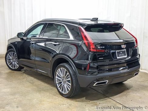 Certified 2024 Cadillac XT4 Premium Luxury AWD/4WD image 9