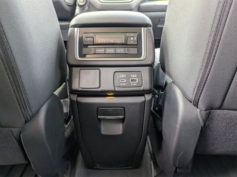 New 2025 Subaru Ascent Onyx Edition image 15