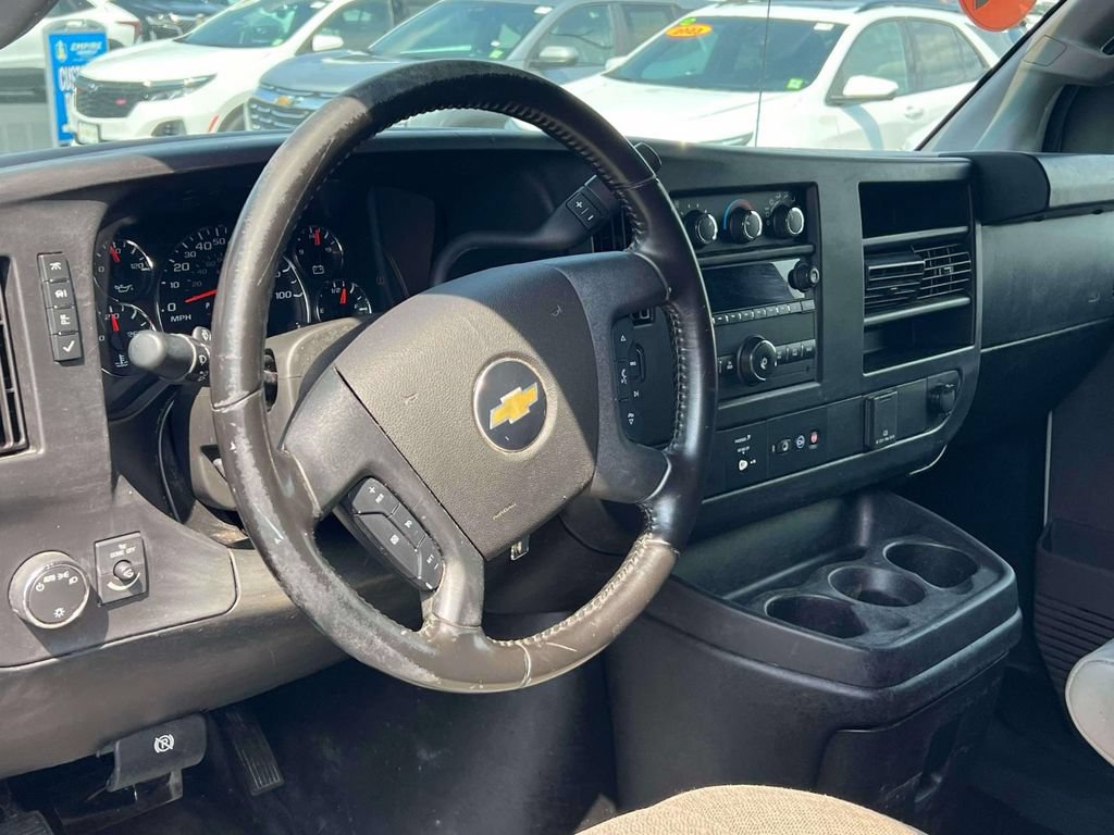 Used 2022 Chevrolet Express 2500 w/ Driver Convenience Package RWD image 12