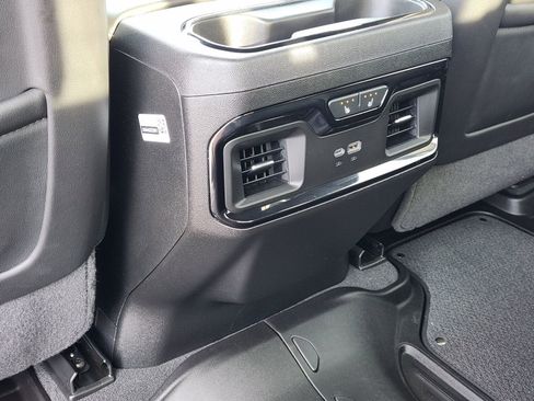 Certified 2024 GMC Sierra 2500 AT4X image 35