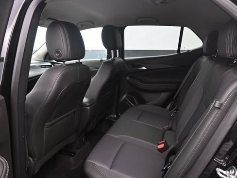 Used 2025 Buick Encore GX Preferred FWD image 16