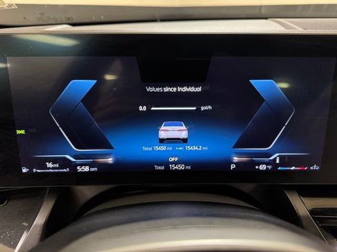 Used 2024 BMW 530i w/ Convenience Package image 11