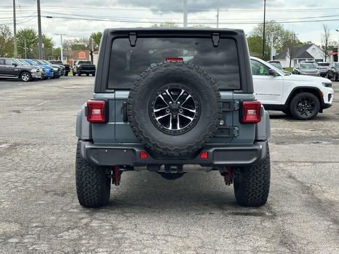 Used 2024 Jeep Wrangler Unlimited Sport AWD/4WD image 5