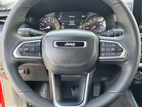 Used 2023 Jeep Compass Limited image 21