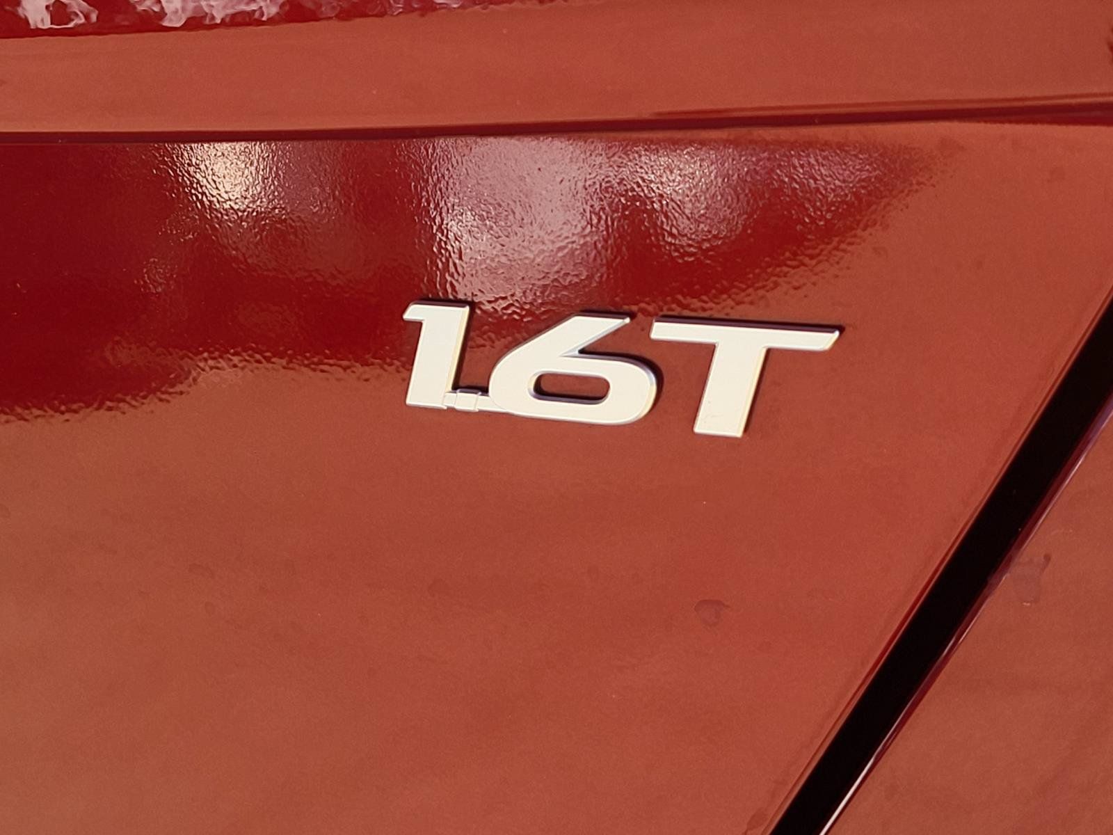 Certified 2026 Hyundai Kona Limited FWD image 5