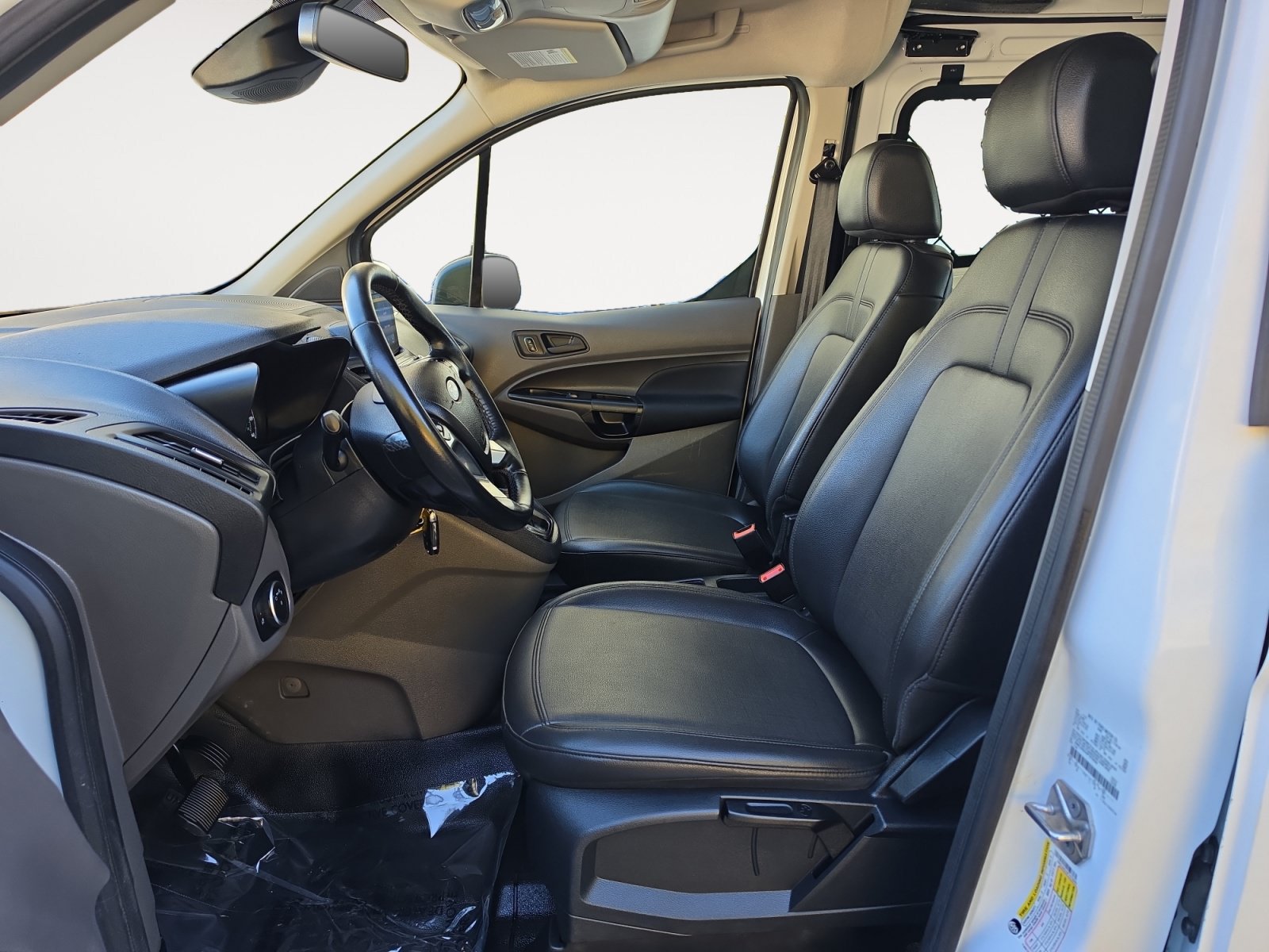 Used 2023 Ford Transit Connect XL FWD image 9