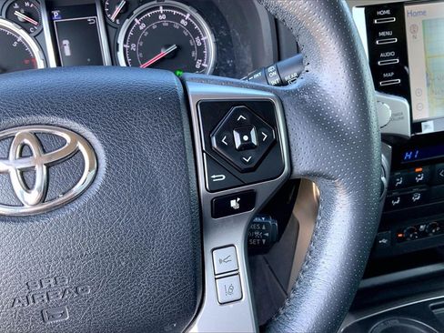 Used 2021 Toyota 4Runner Limited image 12