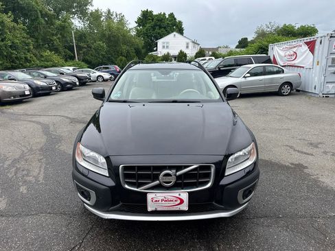 Used 2010 Volvo XC70 T6 AWD/4WD image 2