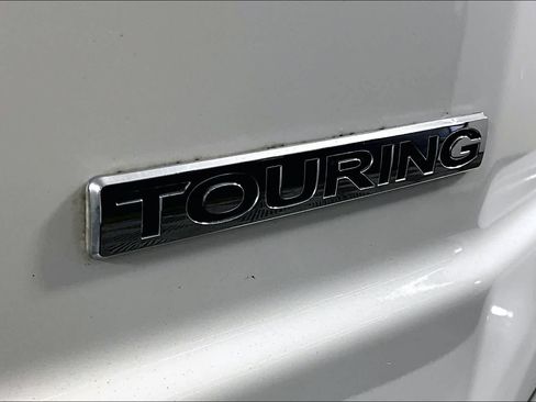Used 2014 Honda Pilot Touring image 10