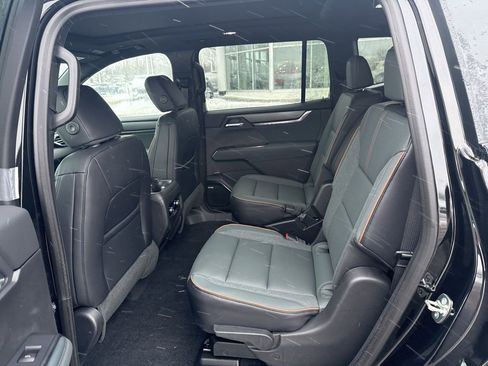 New 2026 GMC Acadia AT4 w/ Luxury Package image 10