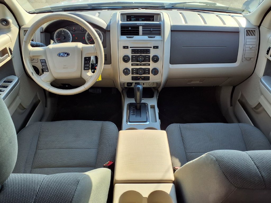 Used 2009 Ford Escape XLT FWD image 10