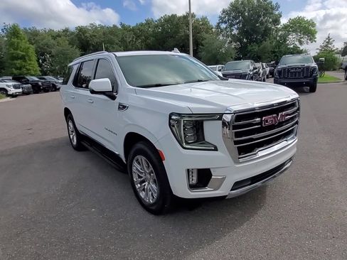 Used 2022 GMC Yukon SLT w/ SLT Premium Package image 36