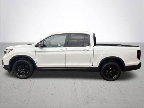Used 2023 Honda Ridgeline Black Edition image 11
