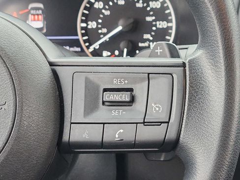 Used 2023 Nissan Rogue S AWD/4WD image 21