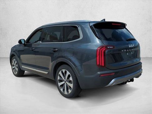 Used 2022 Kia Telluride EX w/ EX Premium Package FWD image 7