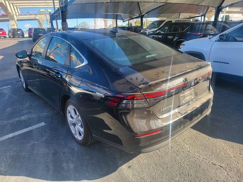 Used 2025 Honda Accord LX image 9