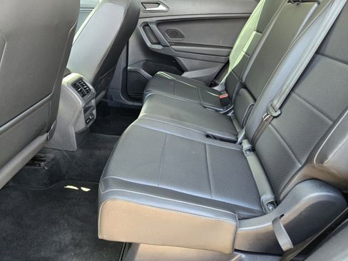 Used 2019 Volkswagen Tiguan SEL FWD image 9