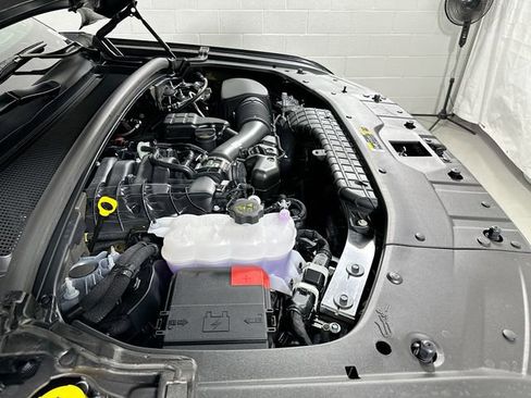 New 2025 Jeep Grand Cherokee Altitude image 19