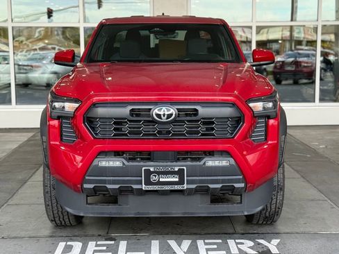 New 2025 Toyota Tacoma TRD Off-Road image 4
