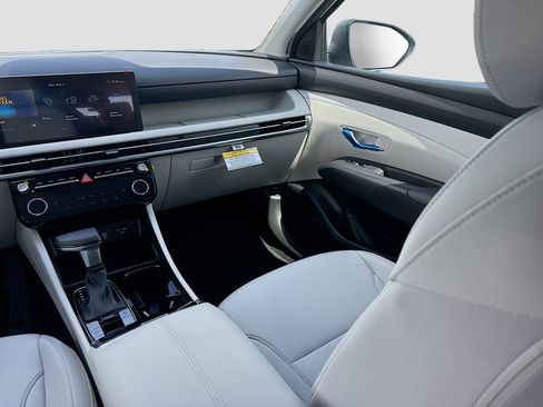 New 2026 Hyundai Tucson SEL FWD image 16