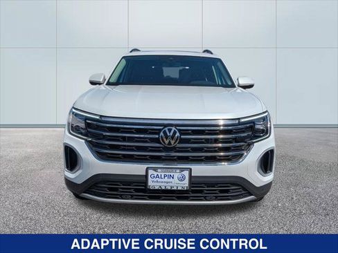Certified 2026 Volkswagen Atlas SE w/ Panoramic Sunroof Package FWD image 8