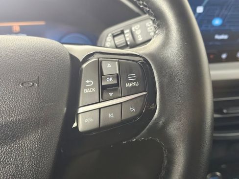 Used 2024 Ford Escape Platinum image 25