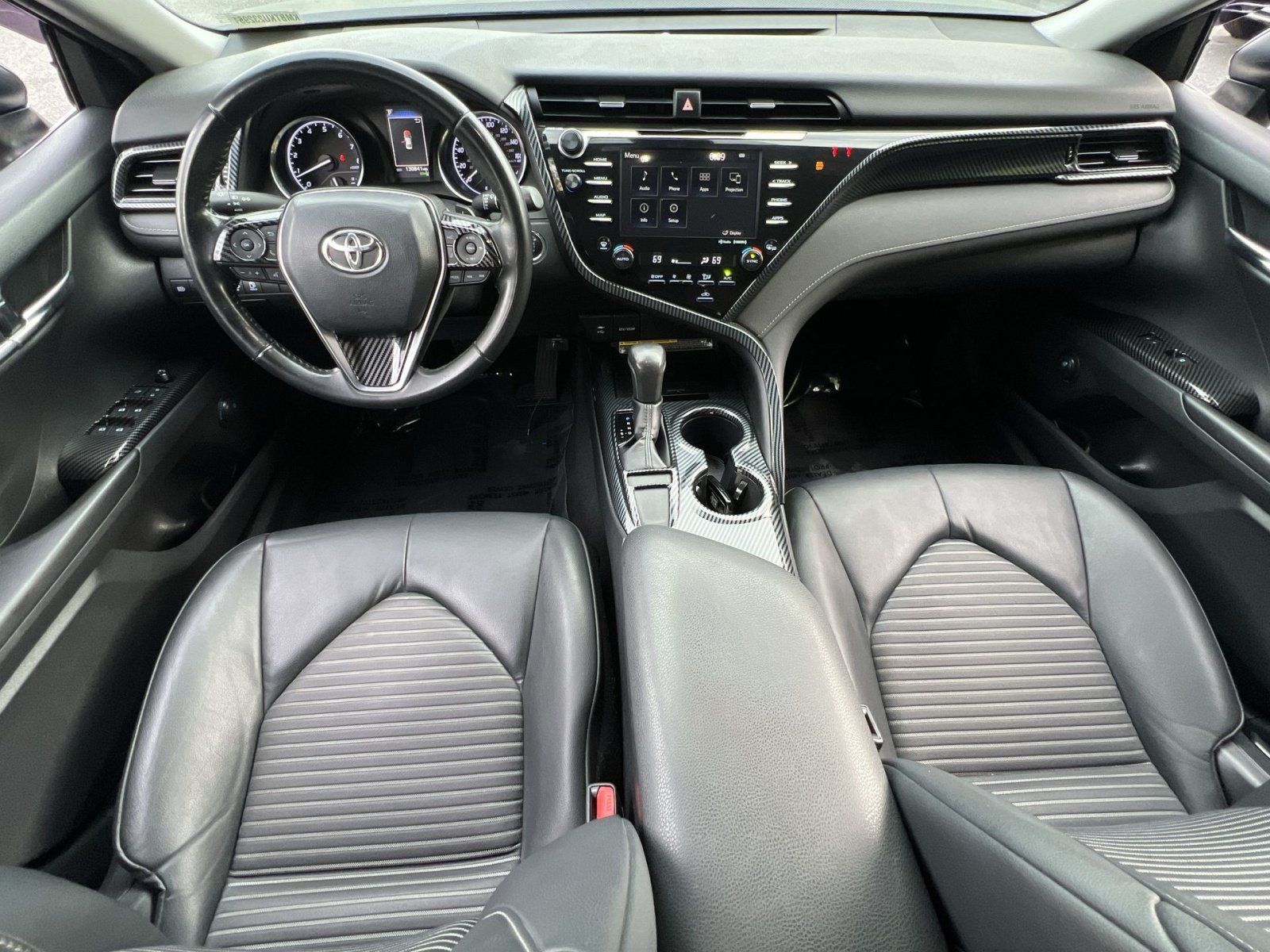 Used 2019 Toyota Camry SE w/ Audio Package FWD image 28