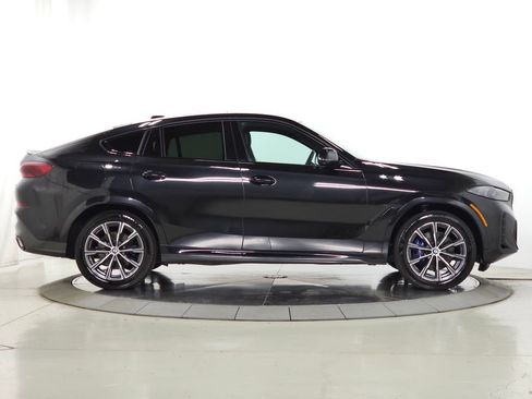 Used 2026 BMW X6 xDrive40i AWD/4WD image 11